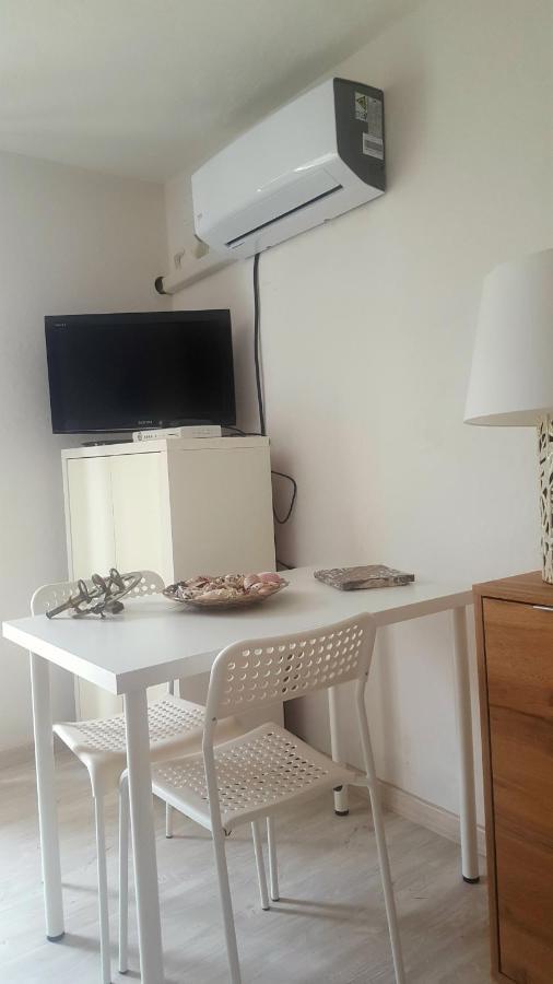 La Casa Sugli Archi Hotel Ponza Bagian luar foto
