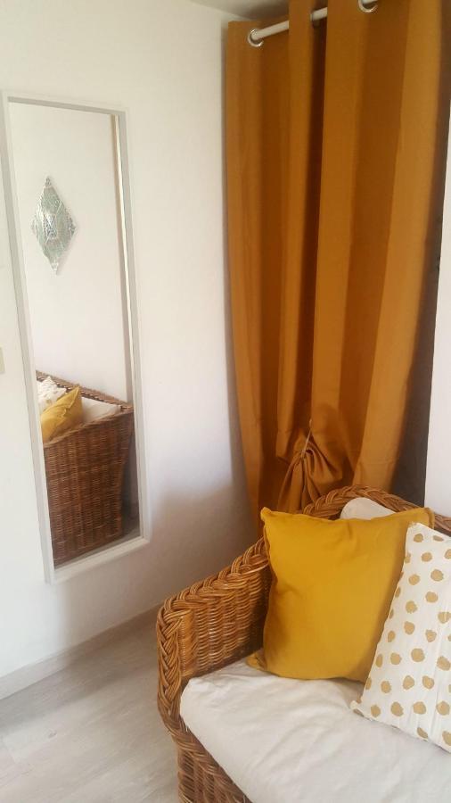 La Casa Sugli Archi Hotel Ponza Bagian luar foto