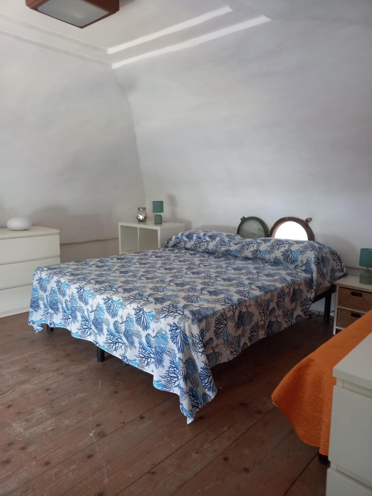 La Casa Sugli Archi Hotel Ponza Bagian luar foto